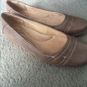 Flats size 8