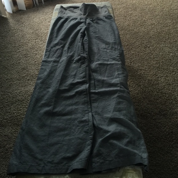 Wide legged pants