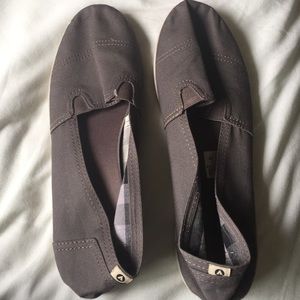 Airwalk Toms