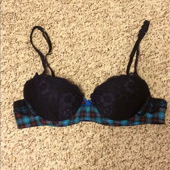 34A Gilly Hicks balconet push up blue lace bra!
