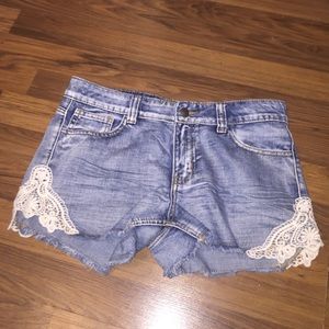 Cute Lace Denim Shorts