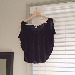 Black Cutout Shoulder Batwing Crop Top
