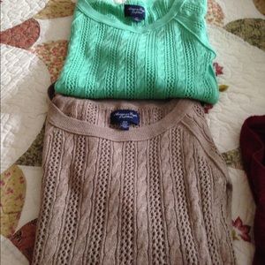 2 American Eagle Sweaters