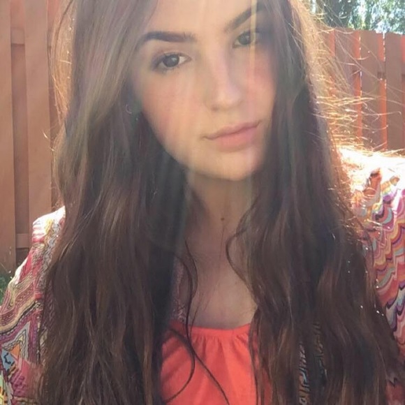 Meet your Posher, Haley