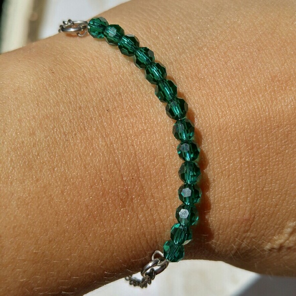 Dainty crystal bead bracelet