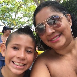 Meet your Posher, Danielle