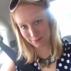 Meet your Posher, Olivia