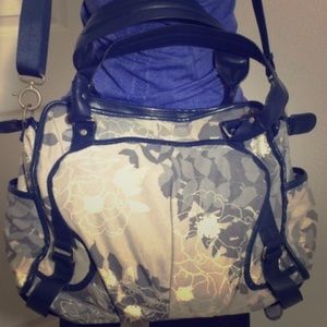 Lululemon gym bag or traveling bag