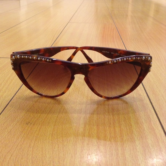 Charles Jourdan Studded Sunglasses ✨ - Picture 1 of 3