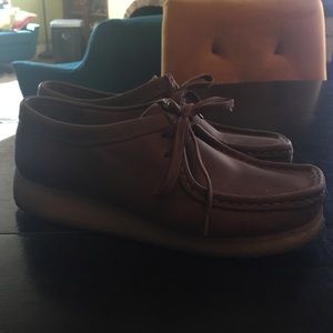 Brown leather Wallabees