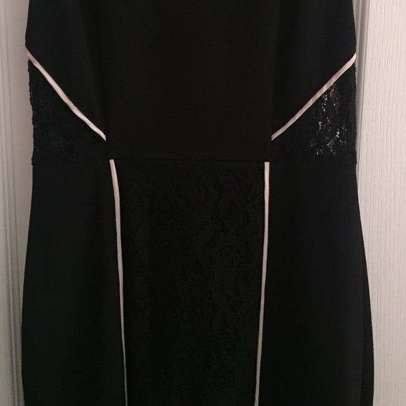 Franchescas black and white fitted dress - Picture 2 of 3