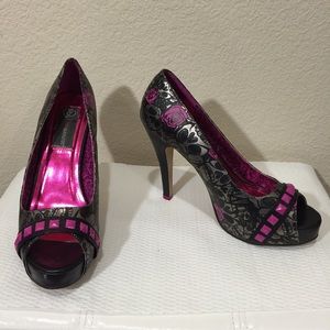 EUC Muerte Punk Princess Tattoo Style Heels 👠