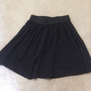 Basic black skirt with elastic waist