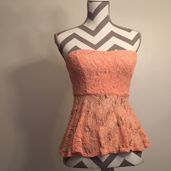 Strapless top
