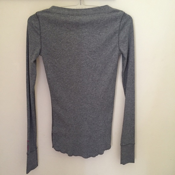 Aeropostale~Sz XS~Long Sleeved Top - Picture 3 of 4