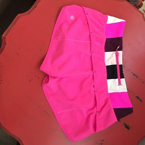Lululemon speed shorts- size 4. NWOT.