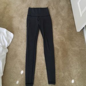 GRAY FULL LENTGH LULULEMON LEGGINGS