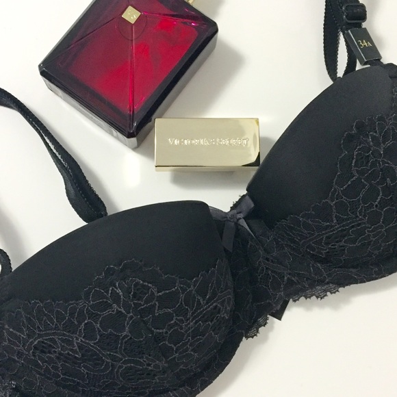 Brand New VS Lacey Balconette - Picture 1 of 4