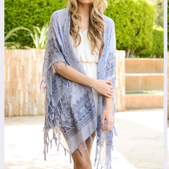 Accessories - Periwinkle Fringe Shawl