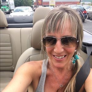 Meet your Posher, Coleen