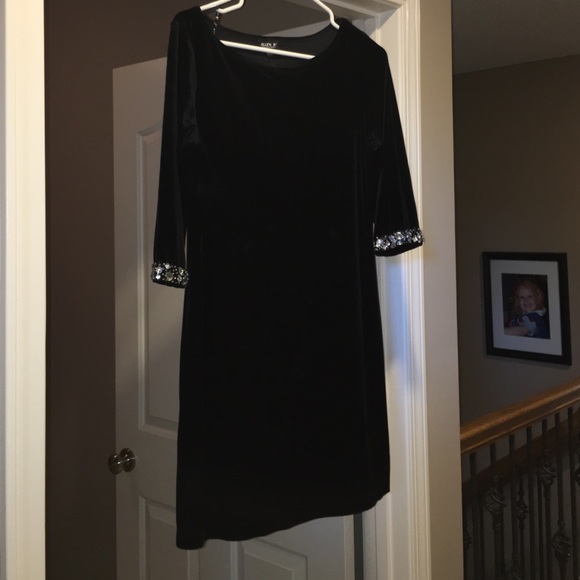 Velvet shift dress