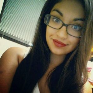 Meet your Posher, Cecilia