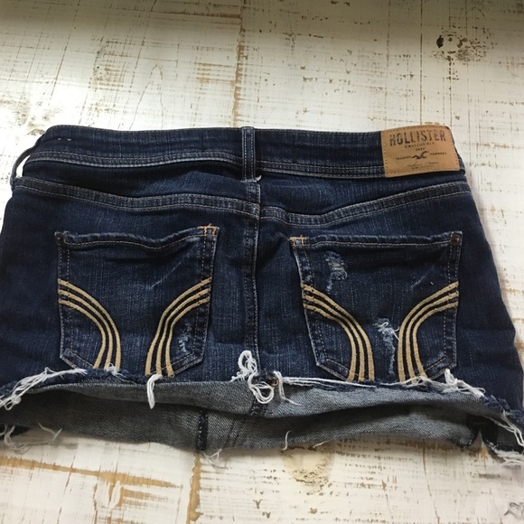 Hollister skirt - Picture 3 of 3