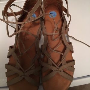 Flash sale. Gentle Souls