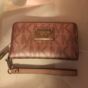 Michael Kors Wristlet