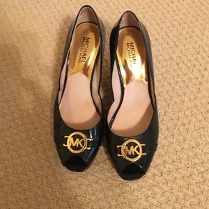 Navy wedges