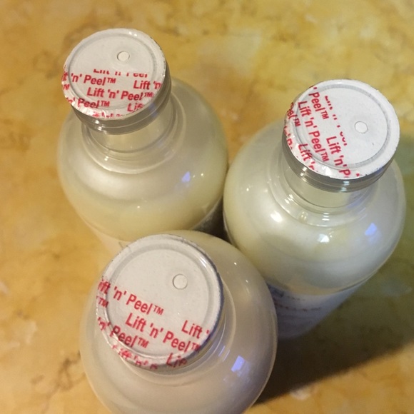 Kiehl's Superbly Smoothing Argan Shampoo 8.4oz - Picture 4 of 4