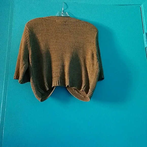 Sweater - Picture 2 of 3
