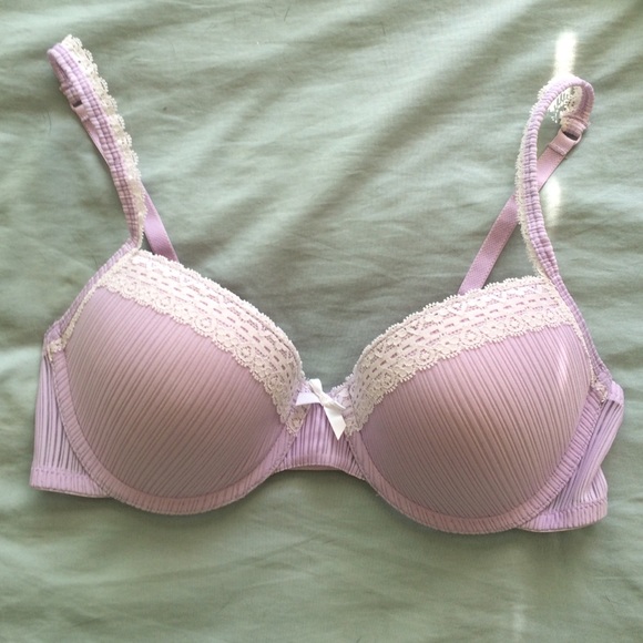🍁LAST CHANCE🍁Lavender & lace bra