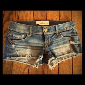 Size 25 Hollister shorts