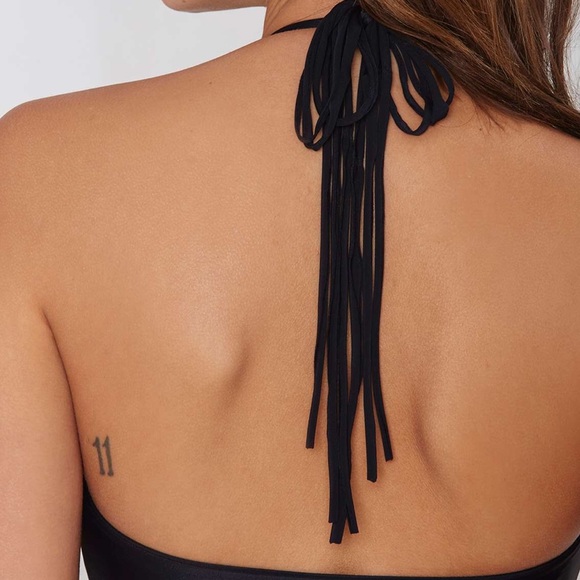 ✖️SOLD✖️Mikoh Cross Bikini Top - Picture 3 of 4