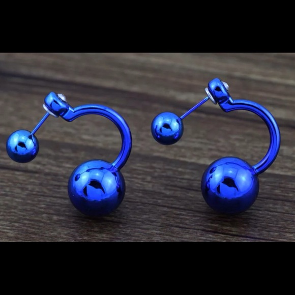 Cute Jewelry - Royal Blue or Silver Stud Double Side Earrings NWT