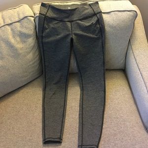 Old Navy Active Go-Dry Leggings