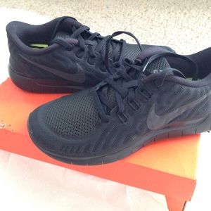 Nike Free Runs 5.0