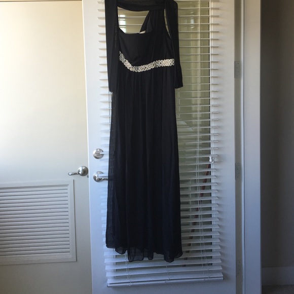 PROM DRESS.!!