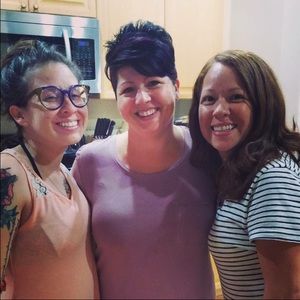 Meet your Posher, Brenda