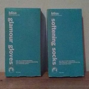 Glamour gloves and sock set