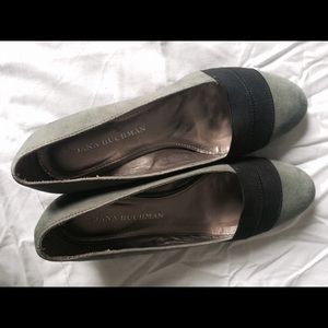 New Dana Buchman 1-Inch Heel Dress Shoes