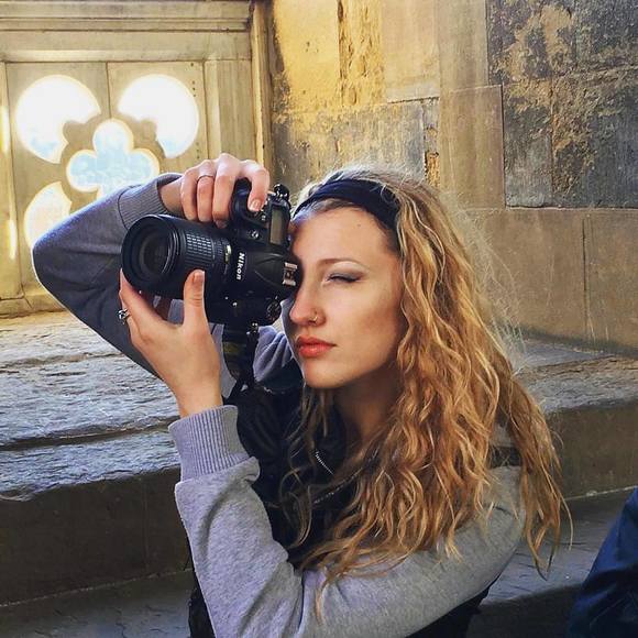 Meet your Posher, Heather - Picture 1 of 1