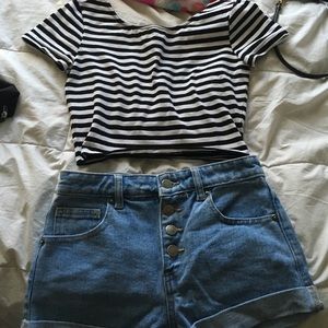 Crop top & high waisted shorts BUNDLE!