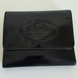 Prada - black patent leather wallet