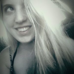 Meet your Posher, Brittany