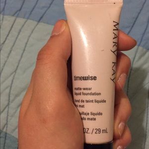 Mary Kay Matte Foundation