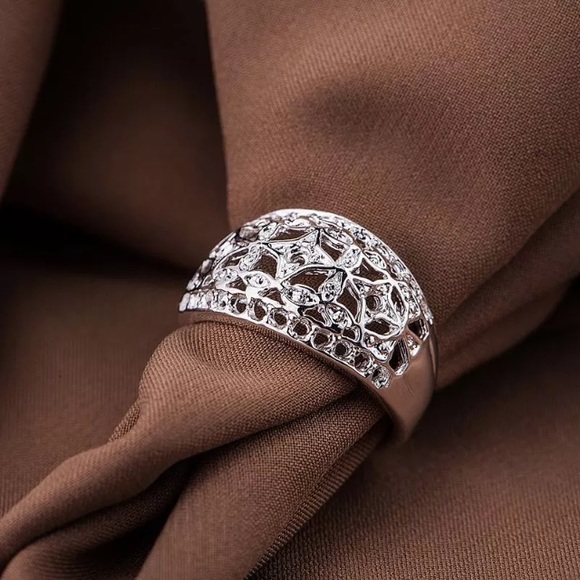 Sterling Silver 925 Ring - Picture 2 of 4