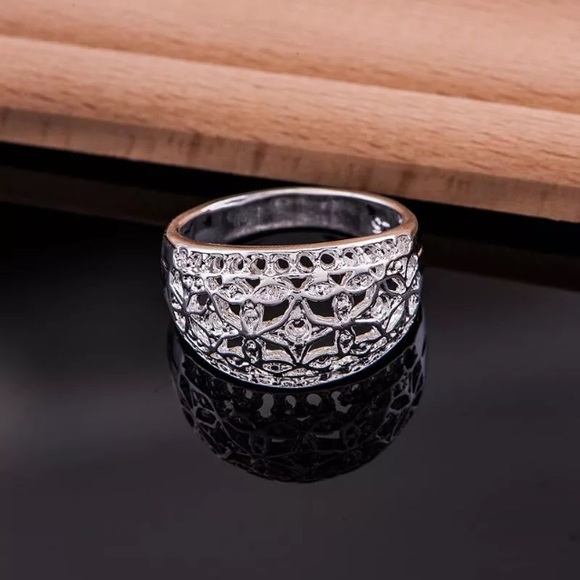 Sterling Silver 925 Ring - Picture 4 of 4