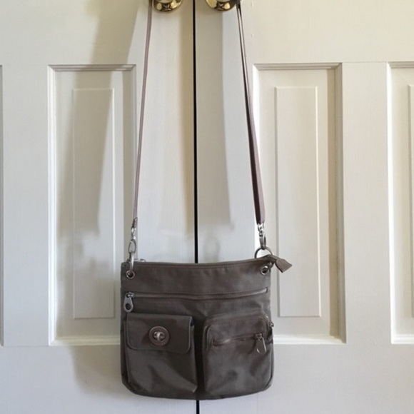 Baggallini Sydney Bag